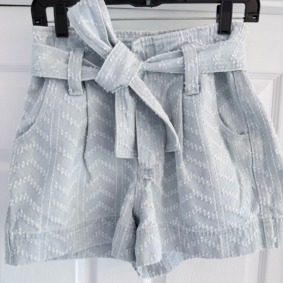 HAPPY NATURE Kate Hudson Light Denim Chevron High  Waist Shorts 4 - Picture 3 of 11